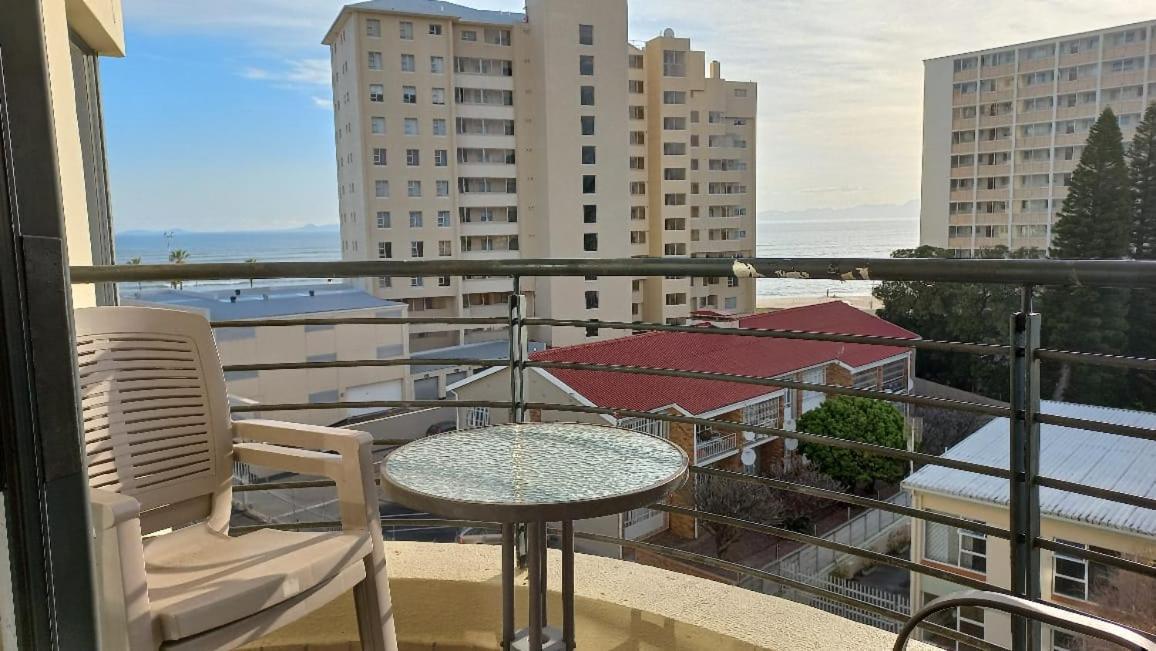 Apartment Nautica Cape Town