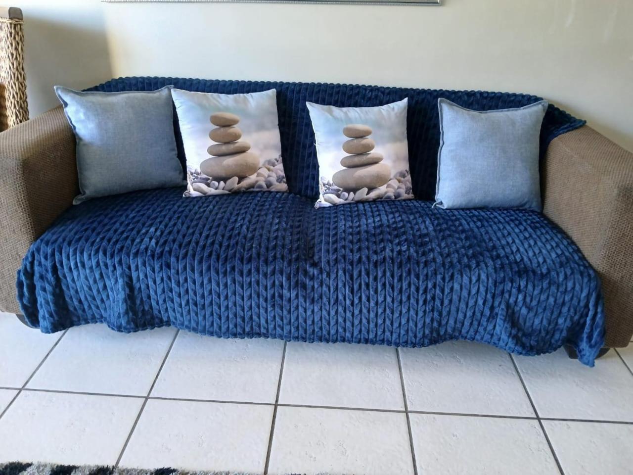 Nautica Apartment